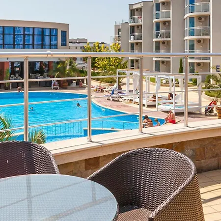 Apartment Kj - Swimmingpool - 3 Min From The *