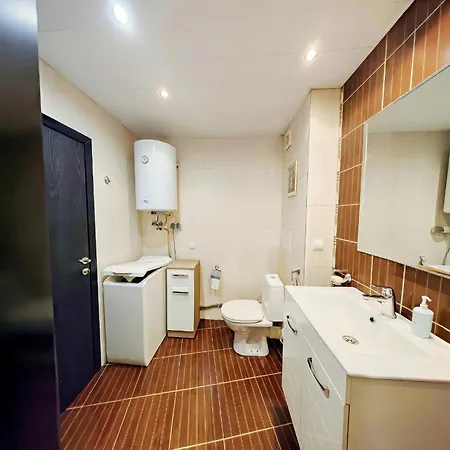 Kj - Swimmingpool - 3 Min From The Apartman *