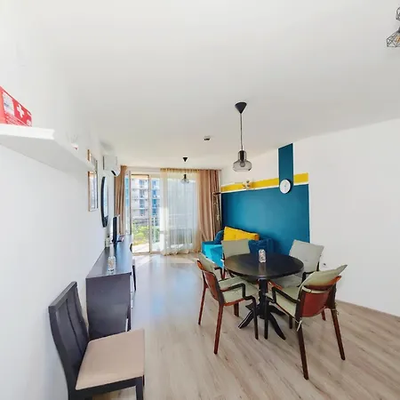 Apartman Kj - Swimmingpool - 3 Min From The
