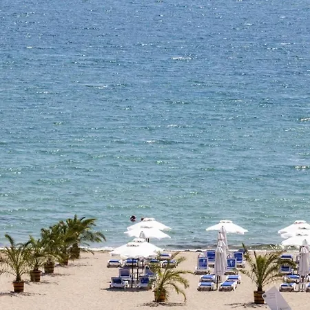 Kj - Swimmingpool - 3 Min From The